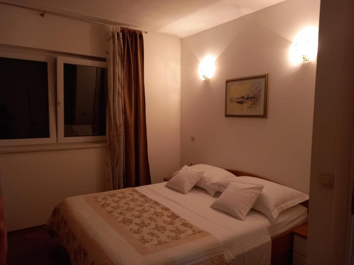 Jelena Apartment Omiš Екстериор снимка
