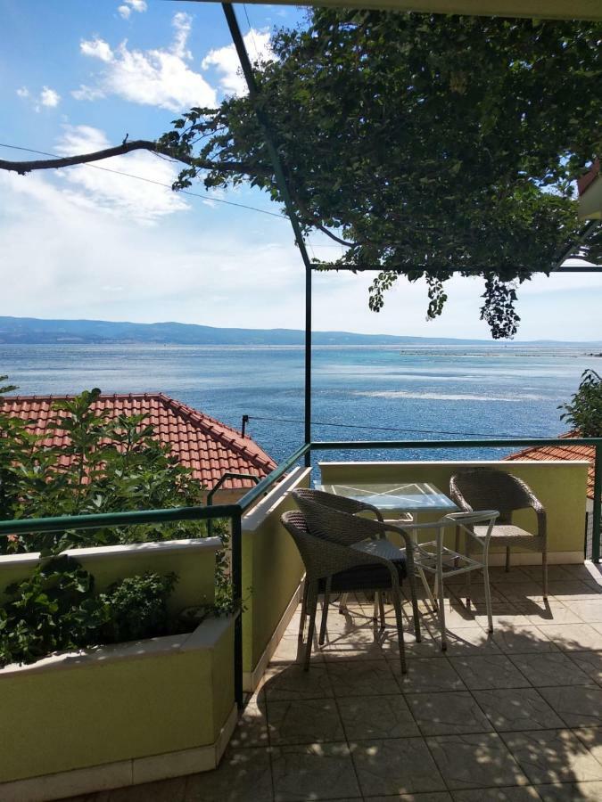 Jelena Apartment Omiš Екстериор снимка